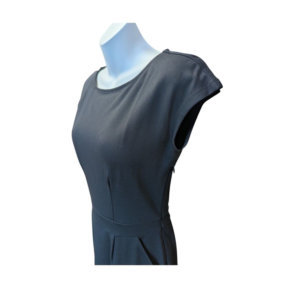 Quince Ultra-Stretch Ponte Cap Sleeve Dress in Navy Size S - Picture 3 of 7
